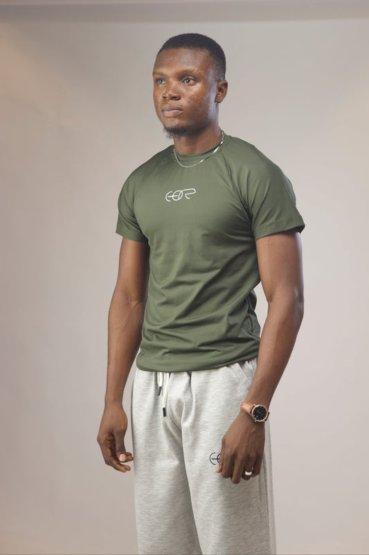 MILITARY GREEN TEE